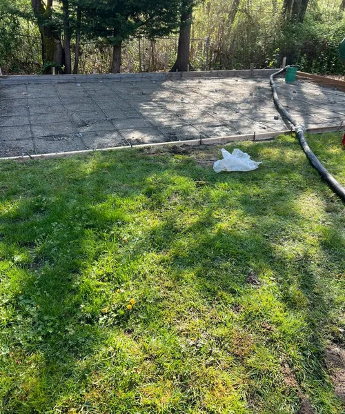 Broom Finish Patio And Sport Court Slab in Bothell 